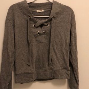 Soft tie-up sweater